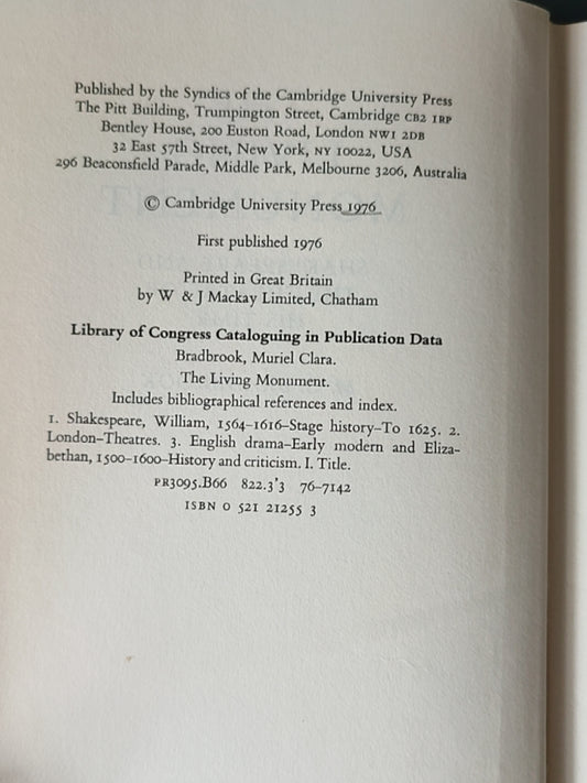 莎士比亚作品系列 - The Living Monument: Shakespeare and the Theatre of His Time